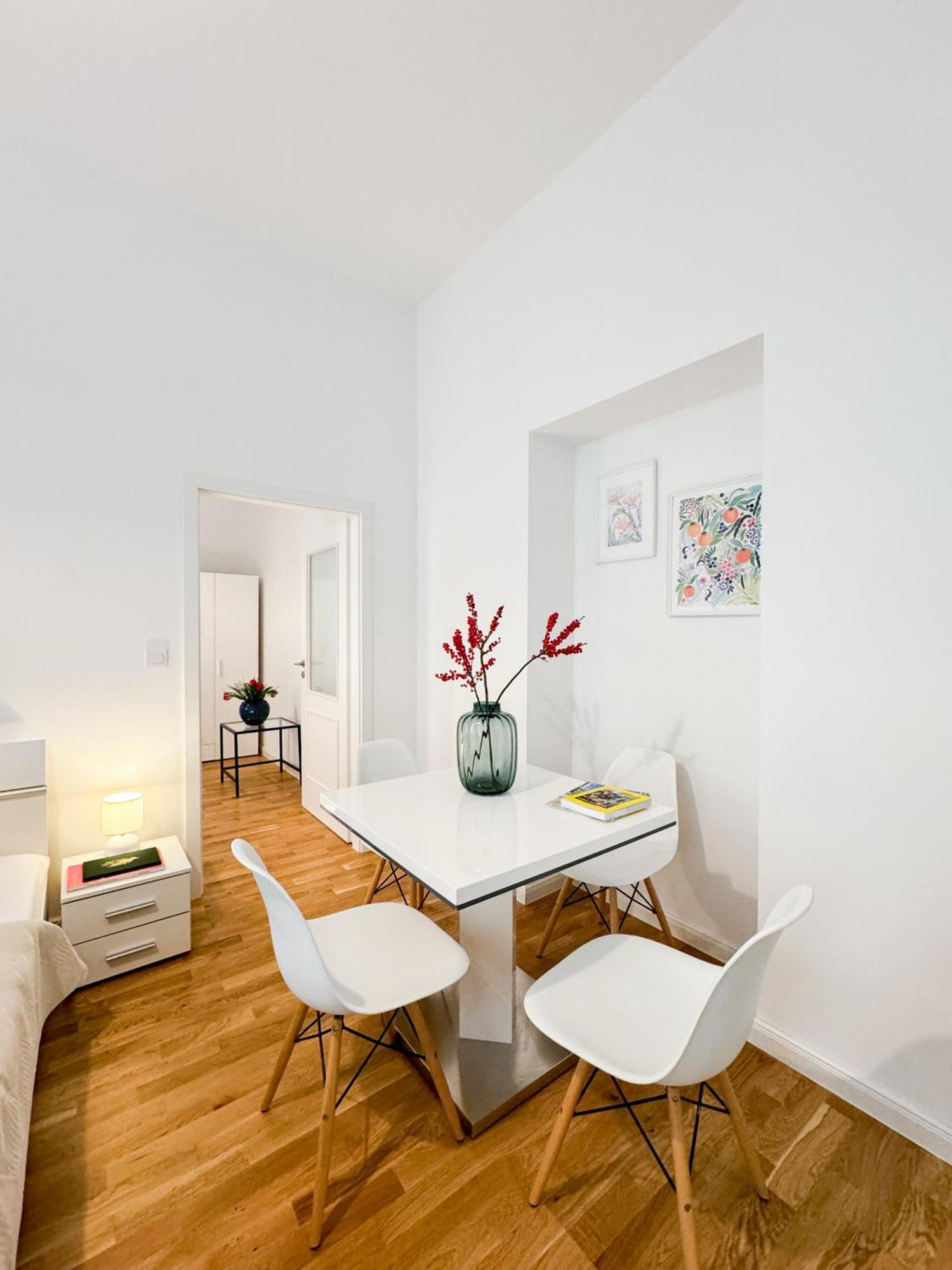 Turnkey I Wenceslas Square Apartments Πράγα Δωμάτιο φωτογραφία